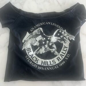 Brandy Melville off the shoulder t-shirt